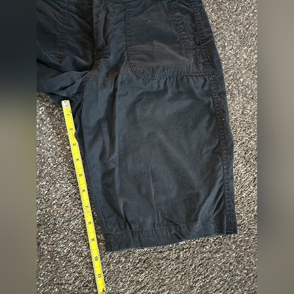 St. John's Bay Bermuda Shorts Black Women's Size 4 - Picture 3 of 5